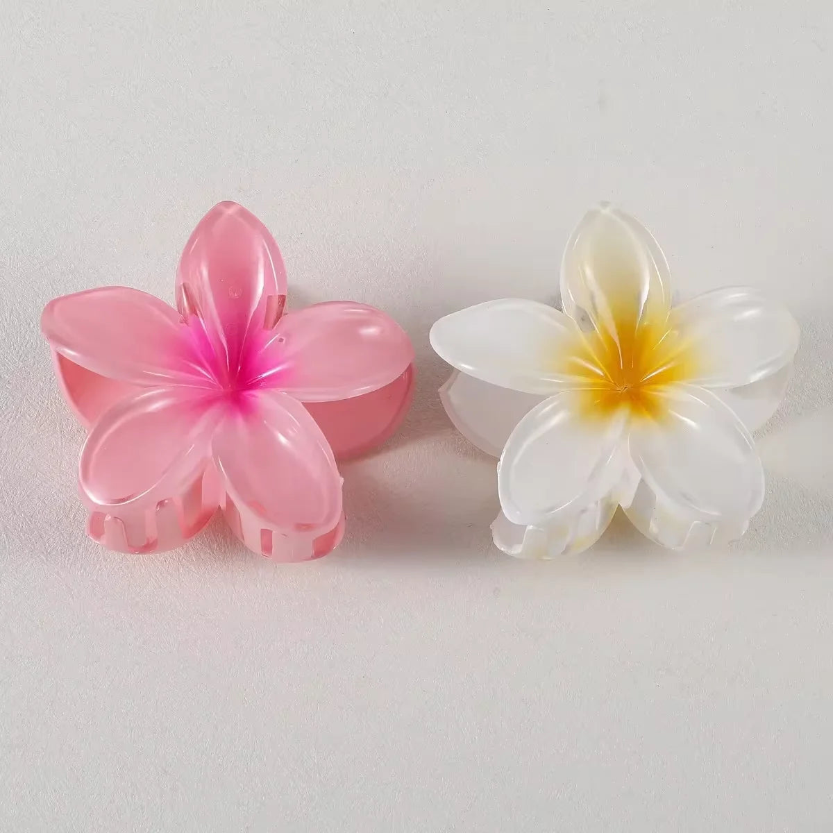 2/4/6pcs Flower Hawaiian Gradient Hair Clips